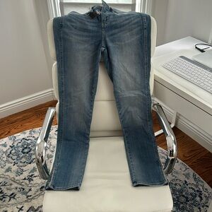 Gorgeous brand new White House black market jeans size 2